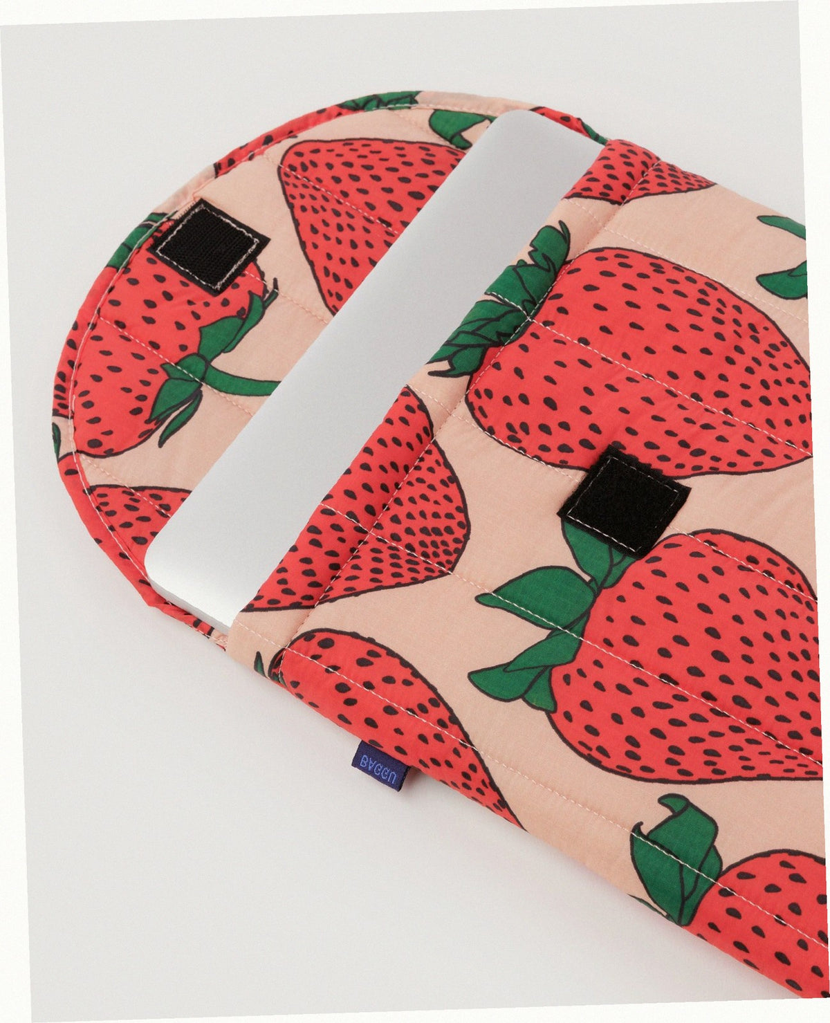 Puffy 16 Inch Laptop Sleeve - Strawberry