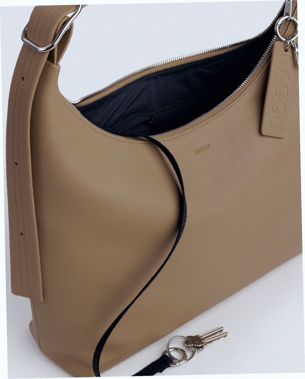 Recycled Leather Shoulder Bag - Dune