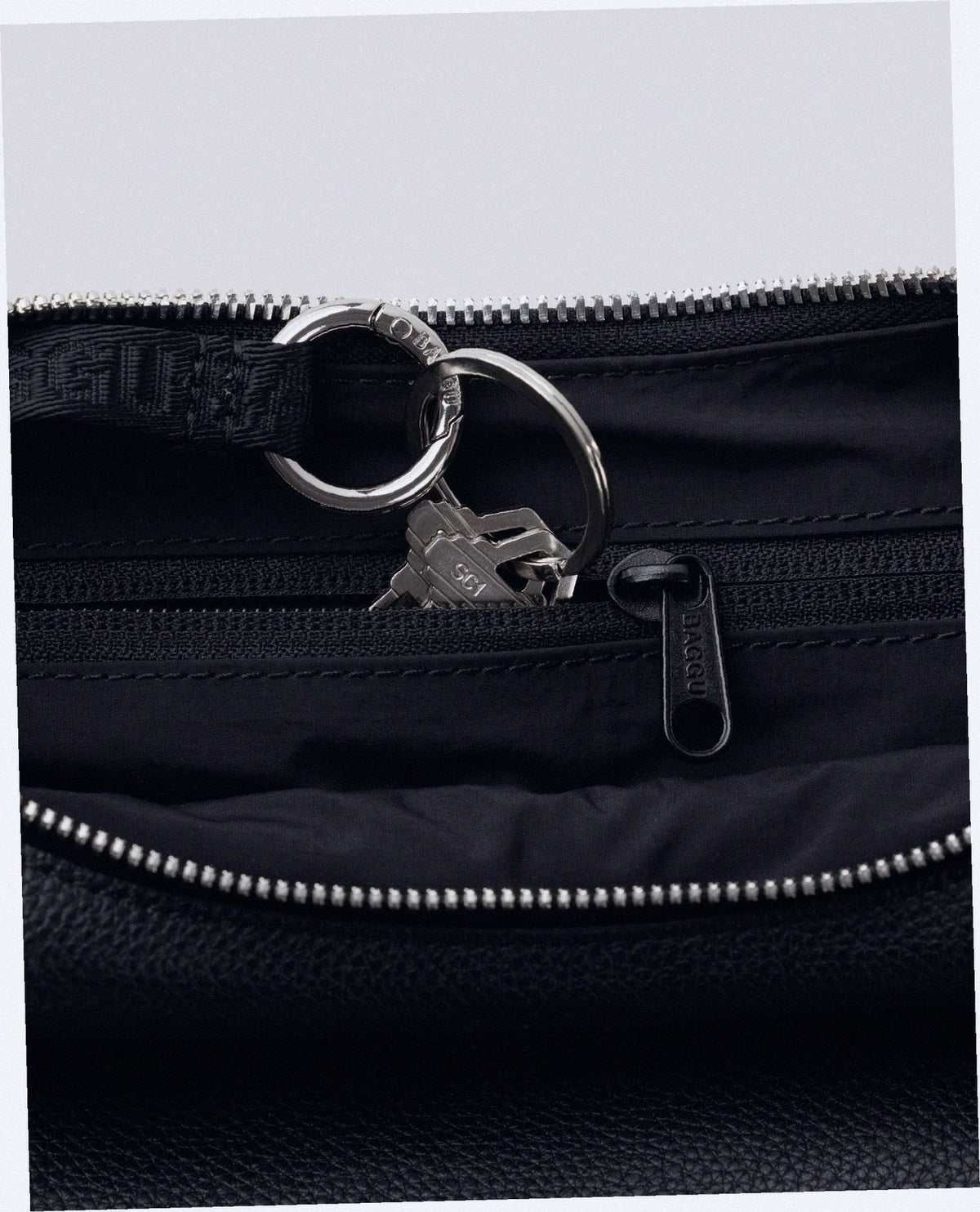 Small Recycled Leather Flat Crescent - Black